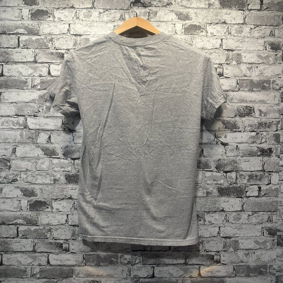 EUC Disney The Lion King Grey Graphic T-Shirt Size Small - Picture 5 of 7